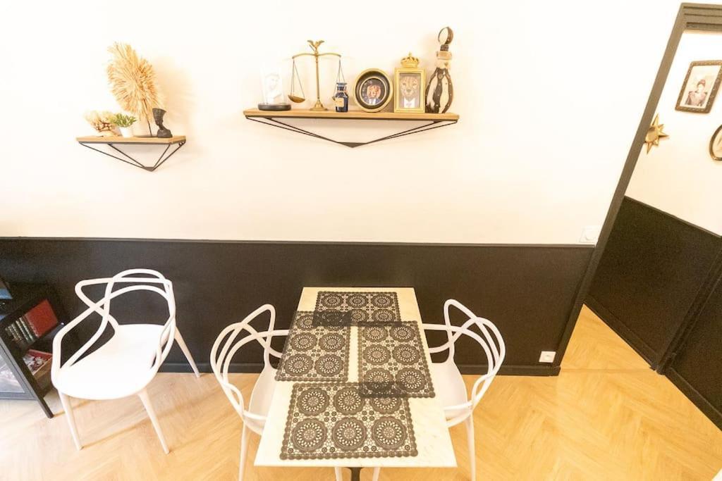 Le Cabinet De Curiosite - La Bonne Marienne Angers Extérieur photo